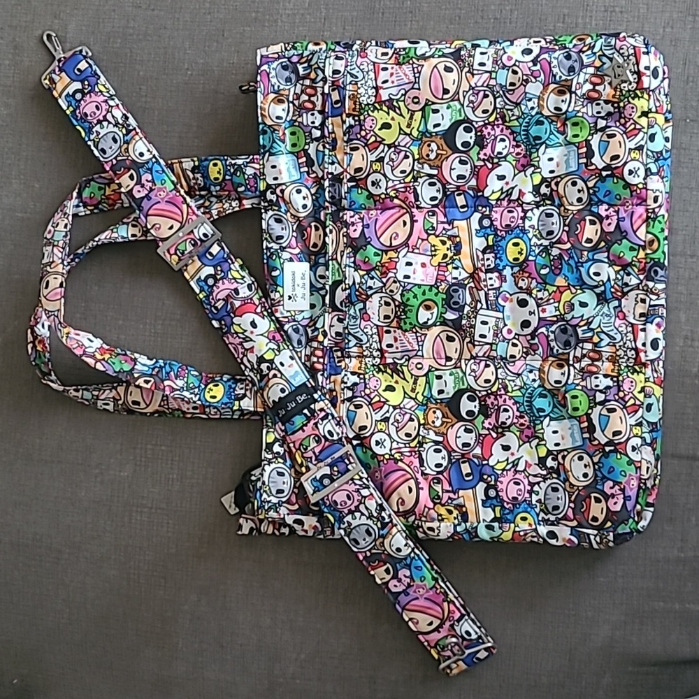 Jujube Tokidoki Iconic 2.0 ⭐️ Super Be + Messenger Strap